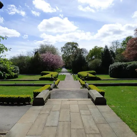 Hinsley Hall 3* Лідс