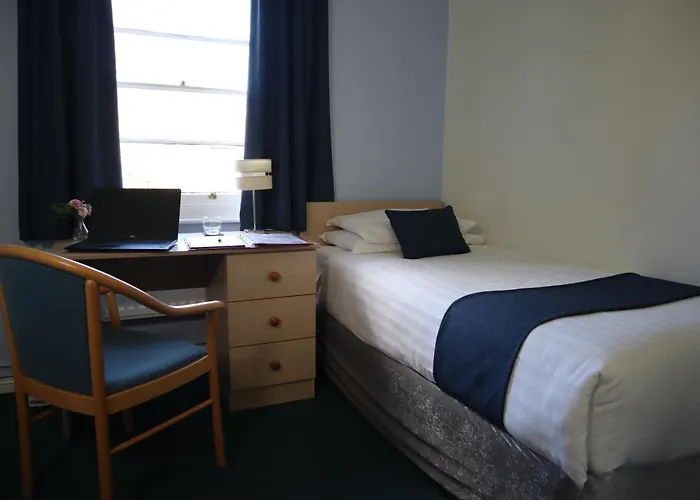 Hinsley Hall Hotel 3*