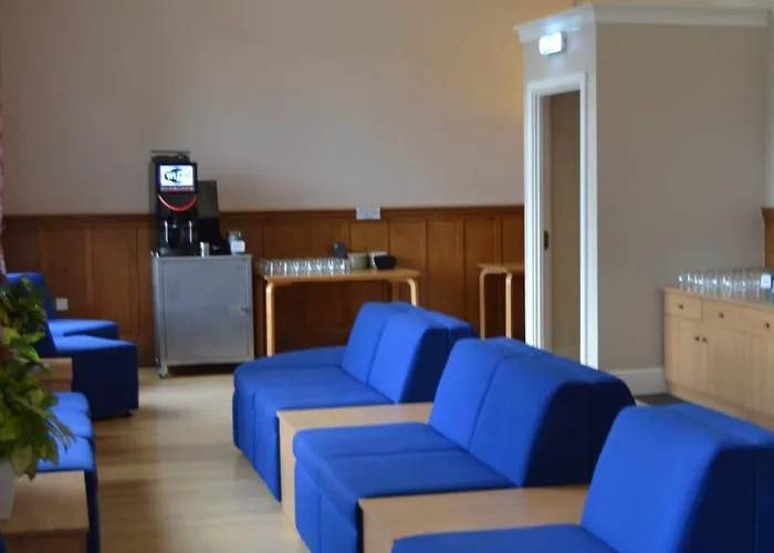 Hinsley Hall Leeds (West Yorkshire)