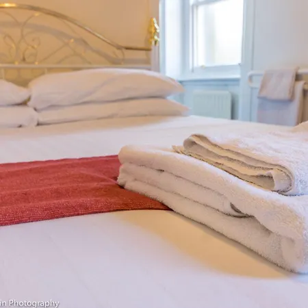 Hinsley Hall Hotell