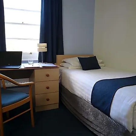 Hinsley Hall Hotel 3*