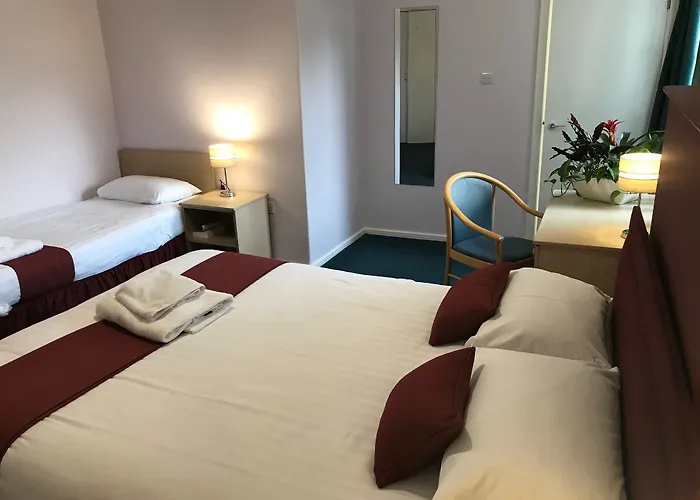 Hinsley Hall Hotell 3*